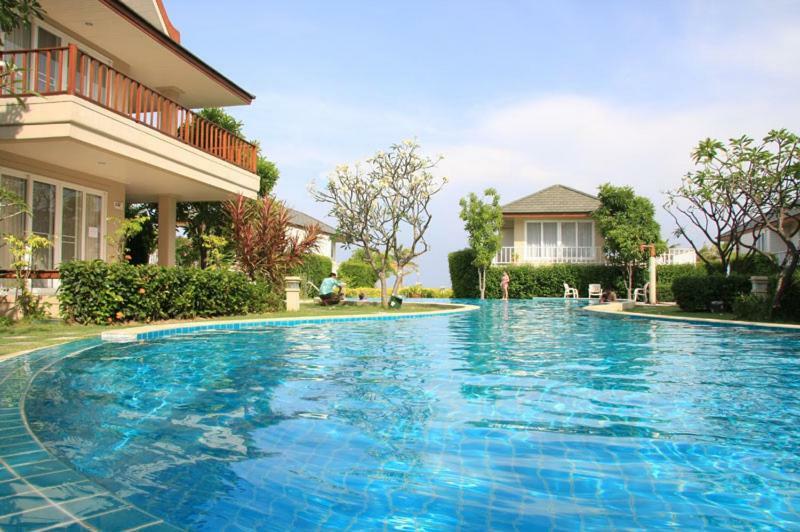 צ'ה אם Baan Talay Samran 4 Bedrooms Villa With Beach And 3 Pools מראה חיצוני תמונה